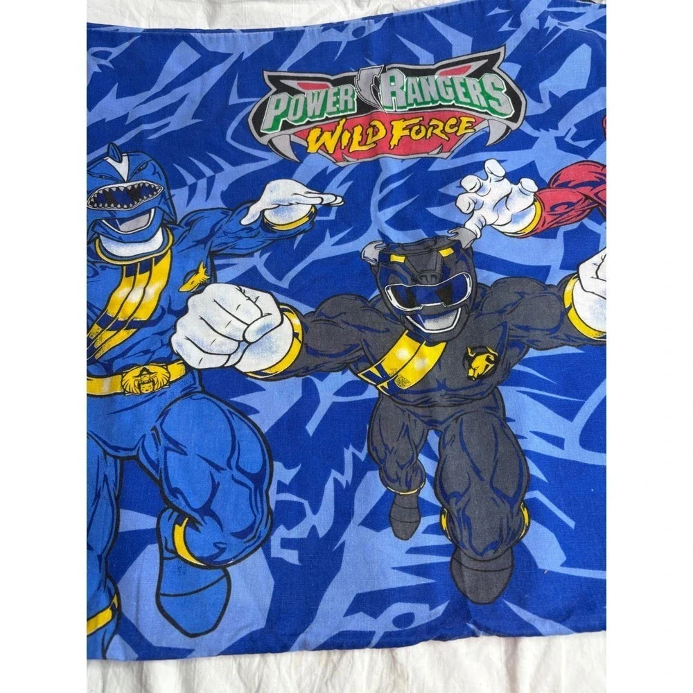 Power Rangers Wild Force dive into